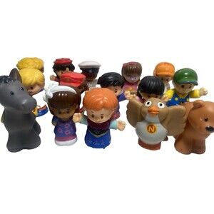 Fisher Price The Little People Mixed Lot 15  Figures  Girls Boys People Animals